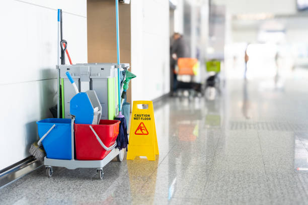 Cleaning equipment